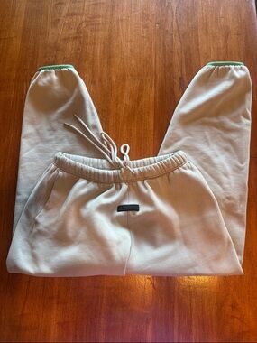 Essentials Men’s Sweatpants